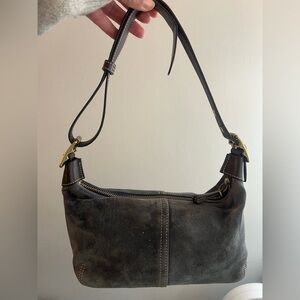 Vintage Coach Blue Suede demi shoulder bag. Style #9574